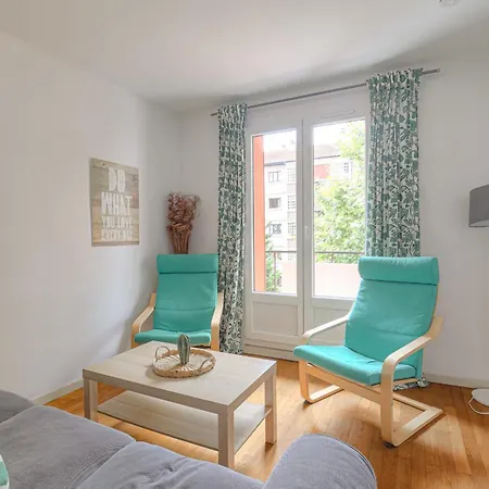 Apartment Et Chaleureux Proche Metro Gratte-ciel *